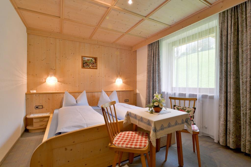 Ferienwohnung Kainer Carina Ried im Zillertal Room photo